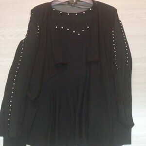 3 piece THALIA SODI Skirt Set